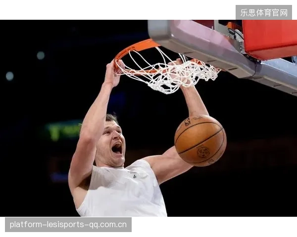 NBA内线挡拆演练细化，打造攻防完美节奏