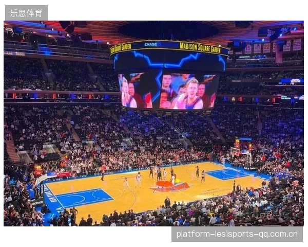 NBA尼克斯连续抢下关键前场球,节奏全面倒向纽约
